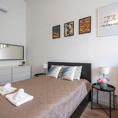 Spacious Cozy Home With 4Bedroom In The Heart Of Bp Budapest Exterior photo